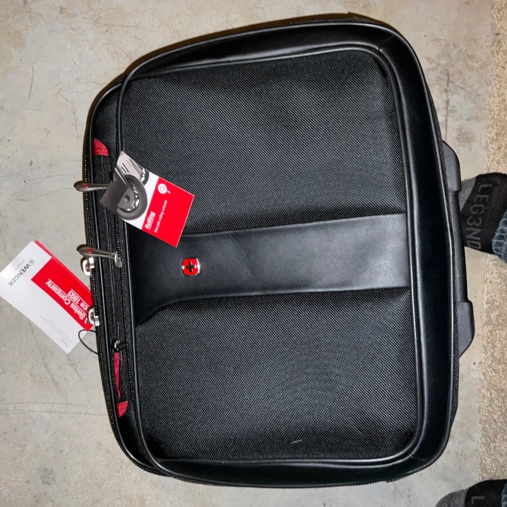 Swiss rolling bag brand new